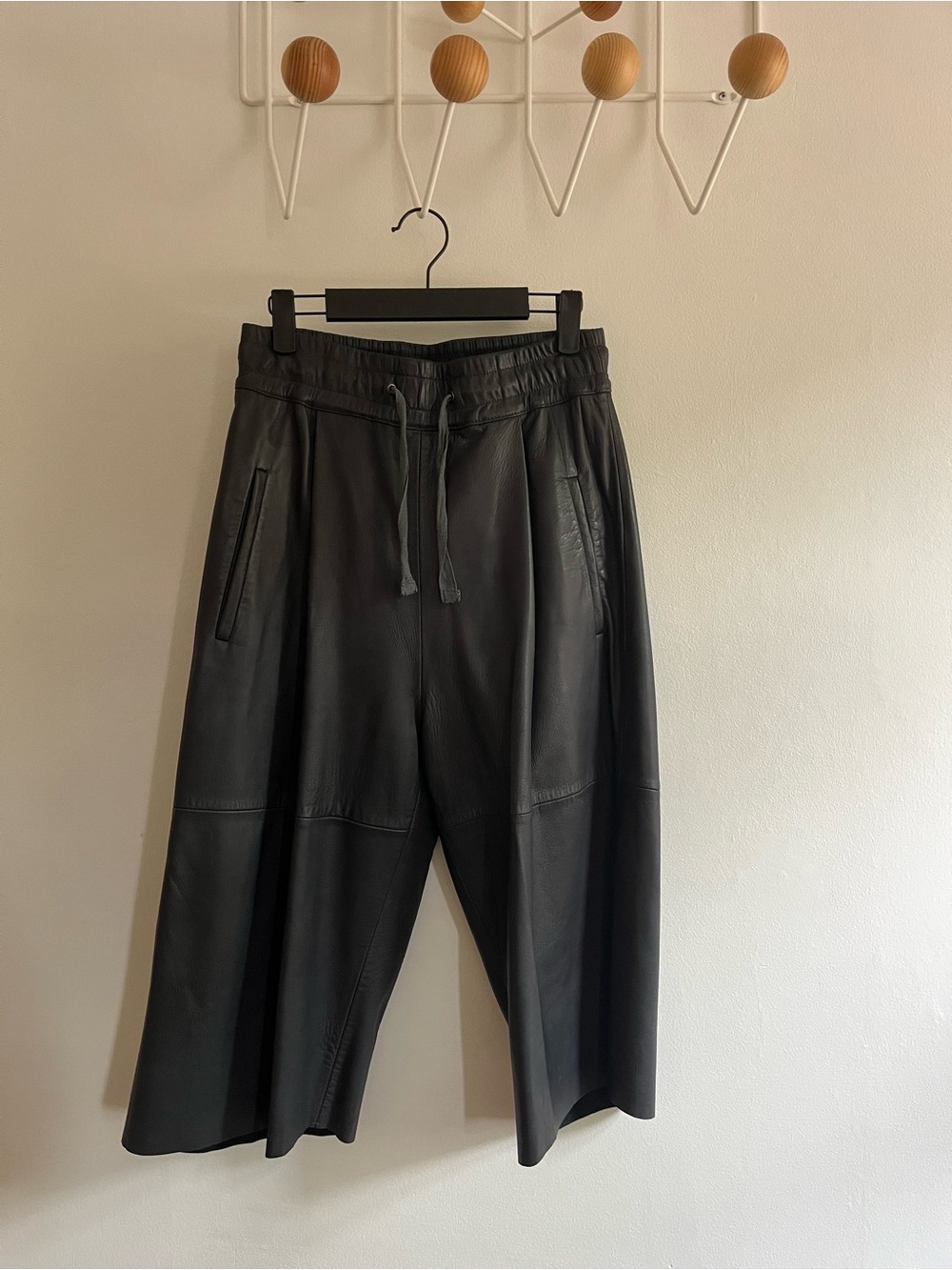 Women's Charcoal Sheep Leather Culotte Pants